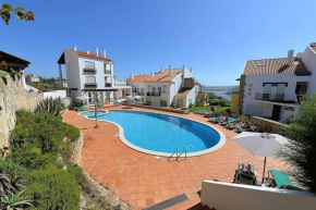 T2 com piscina e vista mar
